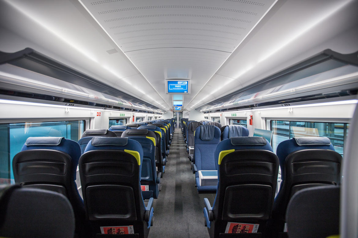 eurostar-on-board-e320-6.jpg